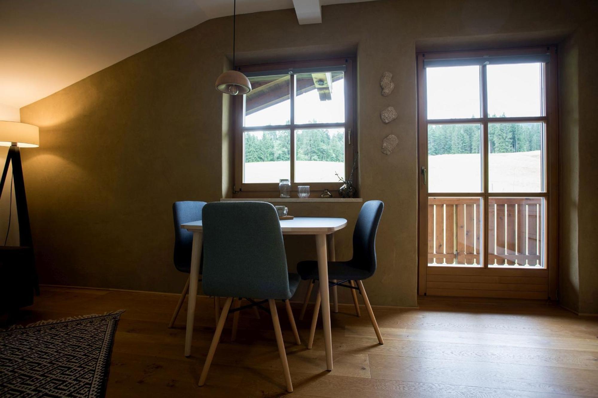 Ferienwohnung Schneckenhaus Dachstein West Russbach am Pass Gschütt Zimmer foto