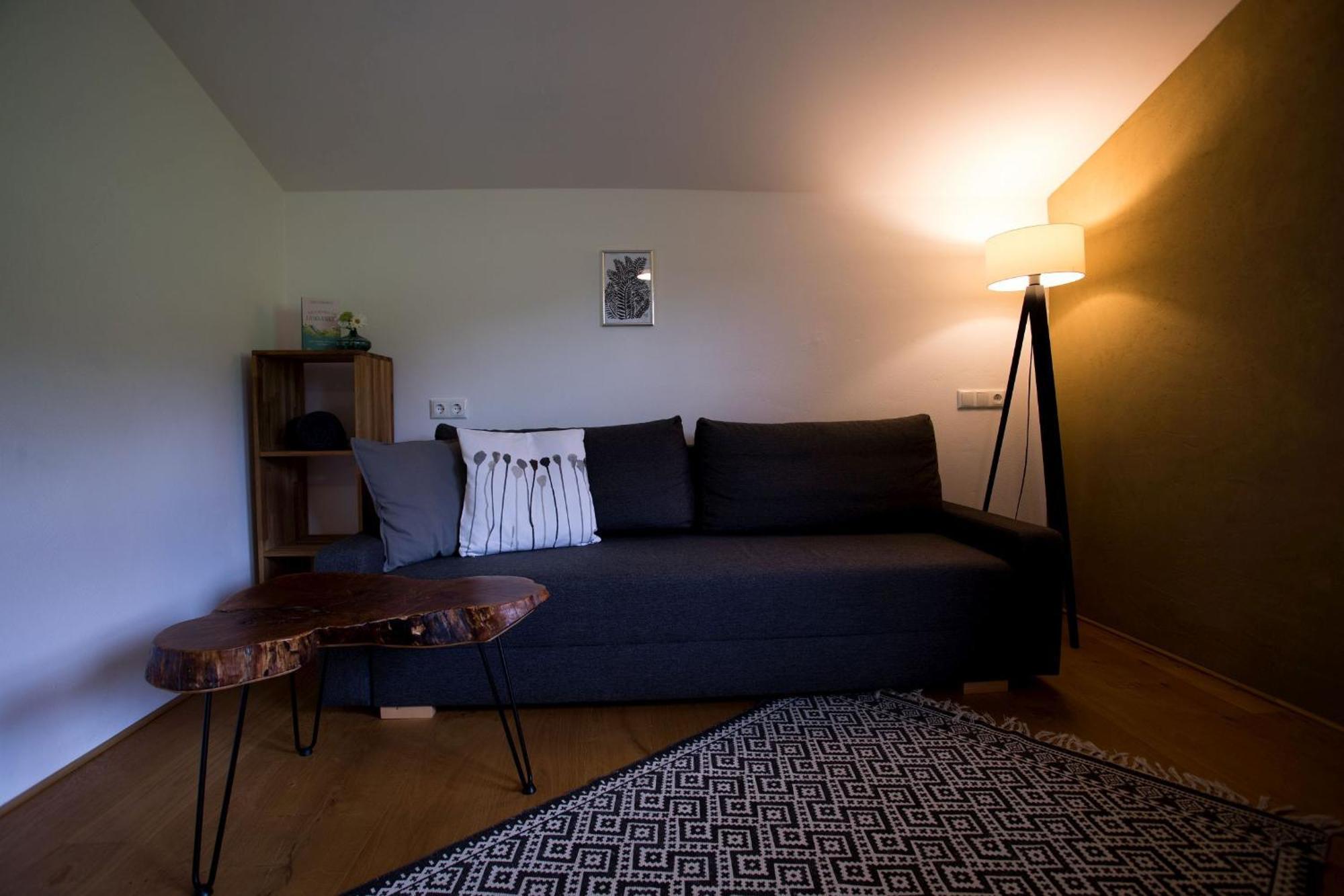 Ferienwohnung Schneckenhaus Dachstein West Russbach am Pass Gschütt Zimmer foto
